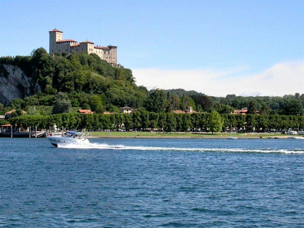 Luna Hotel Motel Lago Maggiore Arona Oleggio Castello Esterno foto
